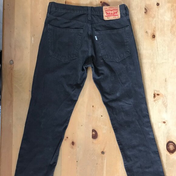 Levi’s Slim Fit Corduroy Pants – Size 31x32 - Picture 4 of 6